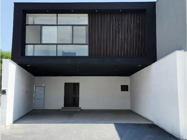 Casa en venta en Carretera Nacional en Monterrey