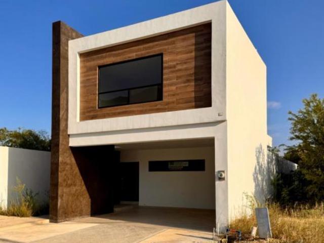 Casa en Venta en Carretera Nacional, Santiago, NL