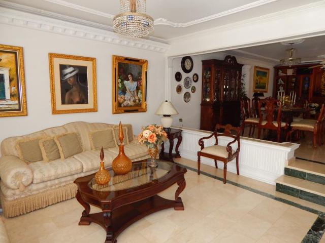 Casa En Venta En Cartagena En Manga V147956