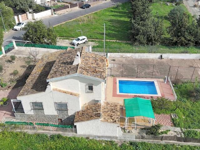 Casa en venta en Cartagena, Canteras. DIAS DE BARBACOA CON AMIGOS O FAMILIA, PISCINA, LEER UN LIBRO EN EL PORCHE. EN ESTA VIVIENDA EN CANTERAS PUEDES!. Casas.