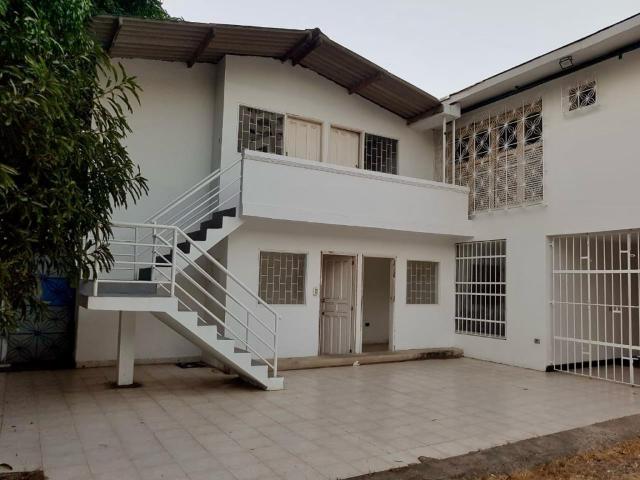 Casa En Venta En Cartagena En Manga V214398
