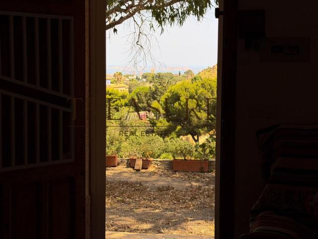 Casa en venta en Cartagena, Los Belones. Casa con finca de 12.000 m2 y espectaculares vistas al Mar Menor y La Manga en Los Belones. Casas.