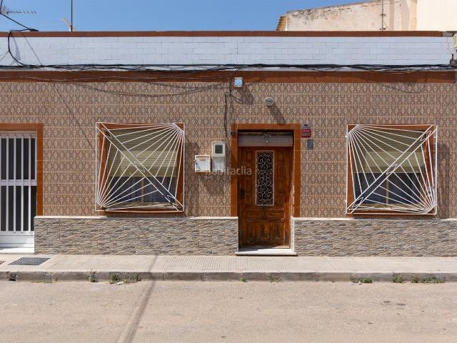 Casa en venta en Cartagena, Los Dolores. Casa de planta baja con patio grande y terraza en Los Dolores. Casas.