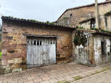 Casa en venta en Cartes. CASA CON GRAN POTENCIAL EN PLENO CAMINO REAL DE CARTES. Casas.