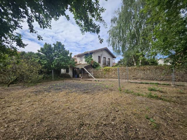 Casa en venta en Cartes. Exclusiva Oportunidad en Santiago de Cartes. Casas.