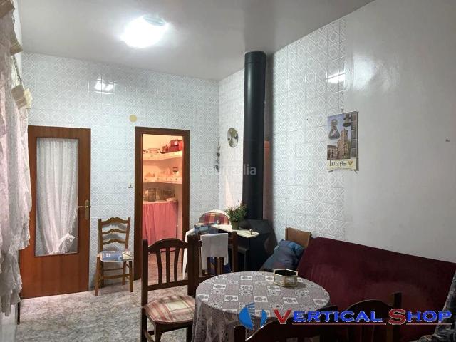 Casa en venta en Caudete. Casa en venta en José Canalejas, 3 dormitorios. Casas.