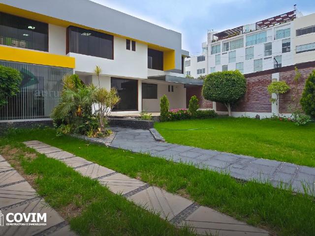 Casa en Venta en Cayma – Parte Baja