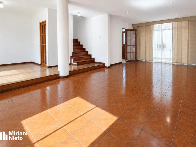 Casa en Venta en Cayma
