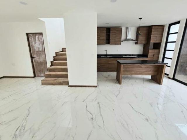 CASA EN VENTA EN CAÑDAS DEL BOSQUE TRES MARÍAS