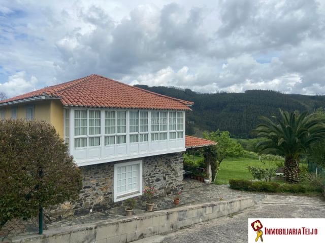 Casa en venta en Cedeira. Casas.