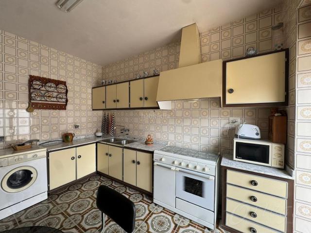 Casa en venta en Cehegín. Encantador piso con amplia terraza privada en Cehegín sin comunidad. Casas.