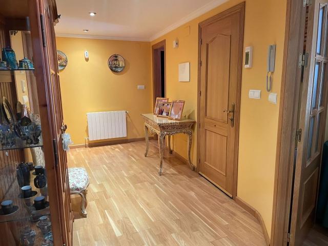 Casa en venta en Cehegín. En venta 2 viviendas + cocheras para varios vehiculos 7502 de obra super oportunidad. Casas.
