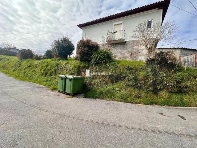 Casa en venta en Celanova. Casa INDEPDENDIENTE, finca de 1.500 m2. CELANOVA. Casas.