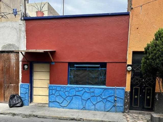 Casa en Venta en Centro de Guadalajara de 127 m2 en $1.8 mdp