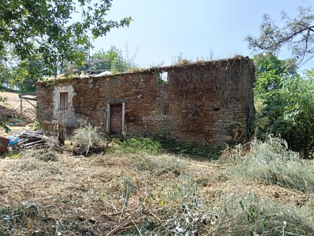Casa en venta en Cesuras. Casas.