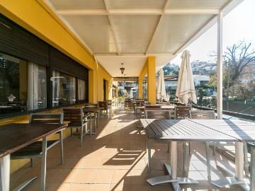 Casa en venta en Cerdanyola del Vallès, Montflorit. Restaurante con casa en preciosa ubicación de Cerdanyola. Casas Cerdanyola del.