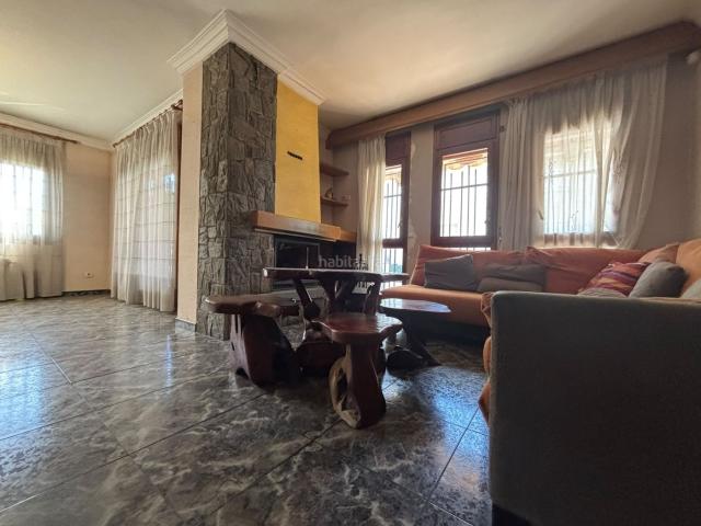 Casa en venta en Cerdanyola del Vallès, Serraparera. CASA INDEPENDIENTE. Casas Cerdanyola del.