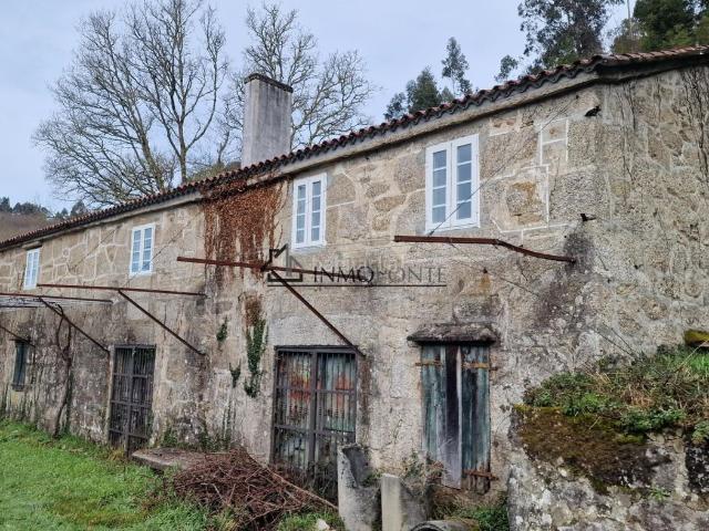 Casa en venta en Cerdedo. Oportunidad! Casa de piedra con terreno en Vichocuntín, Cerdedo Si buscas una vivienda con encanto en un entorno tranquilo y natur. Casas.