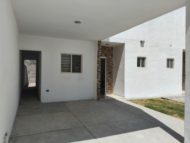 CASA EN VENTA EN CERRADA CADIZ, TORREON COAH