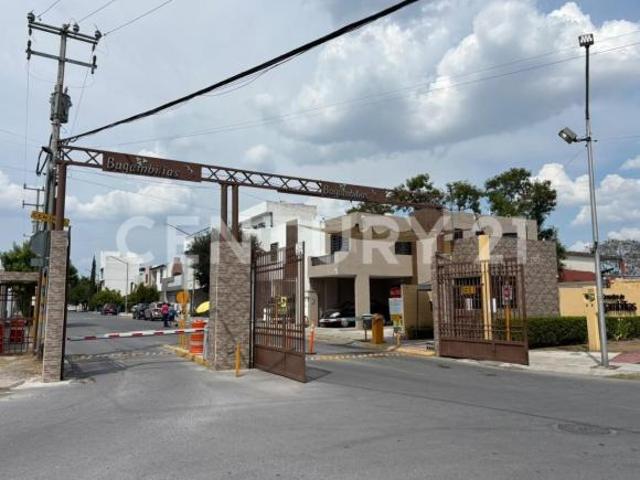 Casa en Venta en Cerrada Buganvilias, Guadalupe, Nuevo León