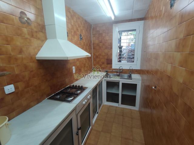 Casa en venta en Cervelló. Casa con jardín en el centro. Casas.