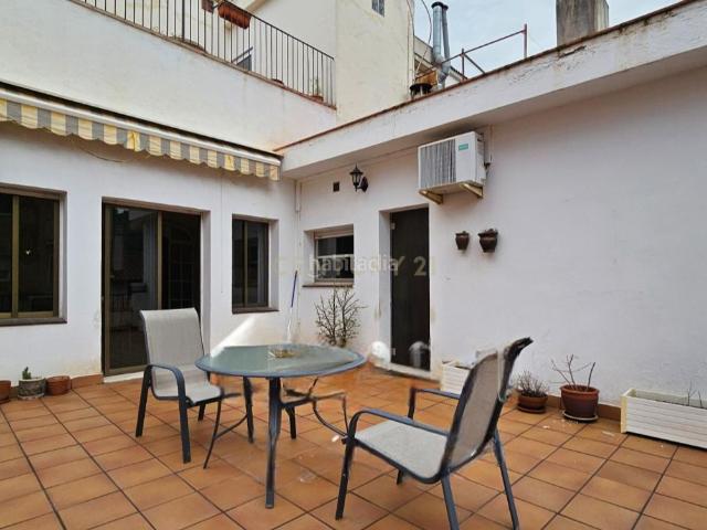 Casa en venta en Cervelló. GRAN CASA EN VENTA CENTRO PUEBLO CERVELLÓ A TAN SOLO 15KM DE BARCELONA Y AEROPUERTO EL PRAT IDEAL PARA VIVIR VARIAS FAMILIAS O TI. Casas.