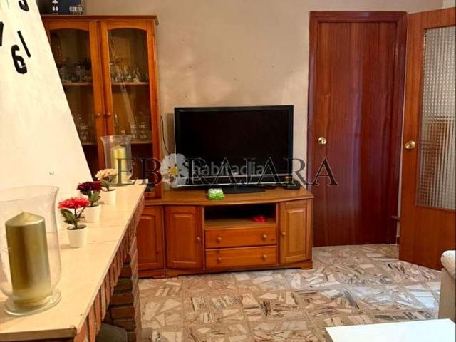 Casa en venta en Cervera de los Montes. CASA DE TRES DORMITORIOS CON NAVEGARAJE. Casas Cervera de los.