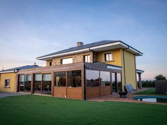 Casa en Venta en Cervo
