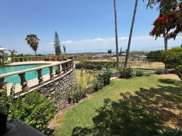 Casa en venta en Chapala en Club de Golf