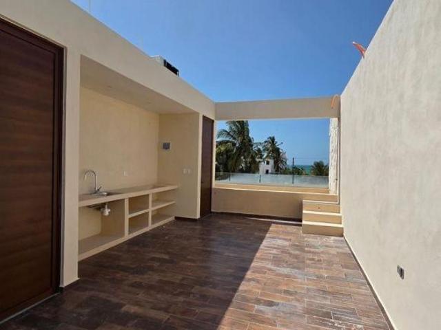 CASA EN VENTA EN CHELEM PUERTO