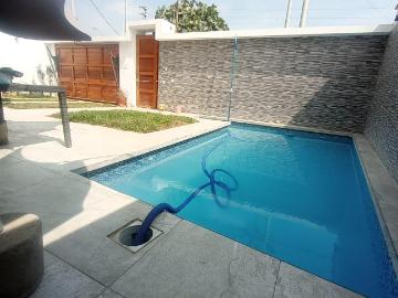 Casa en venta en Chincha Alta - Cocina equipada