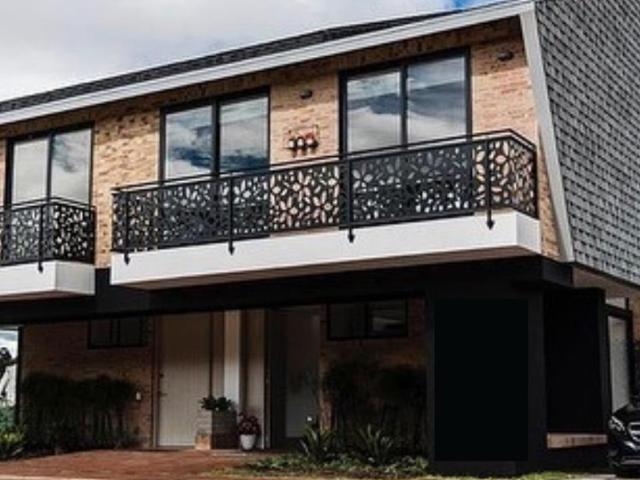 Casa En Venta En Chia En Chia V126723