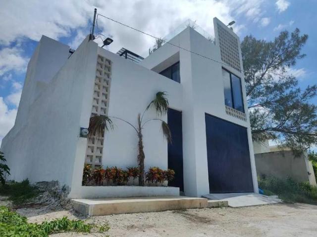 Casa en Venta En Chicxulub Puerto
