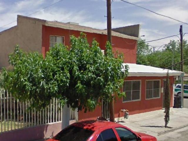 Casa En Venta En Chihuahua, Calle Virginia
