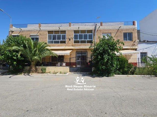 Casa en venta en Chirivel, Almería