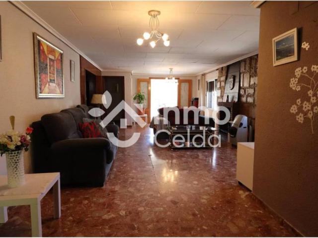Casa en Venta en Chiva