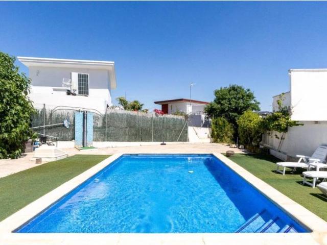 Casa en Venta en Chiva