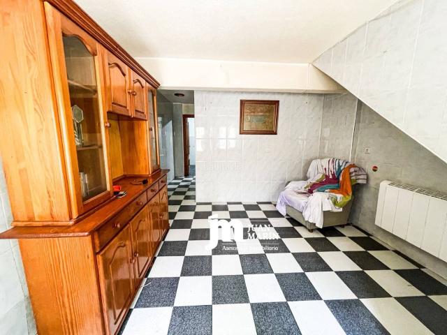 Casa en venta en Cieza. Oportunidad en la zona de la Biblioteca a una calle de camino murcia. Casas.