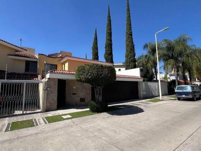 Casa en venta en Ciudad Bugambilia