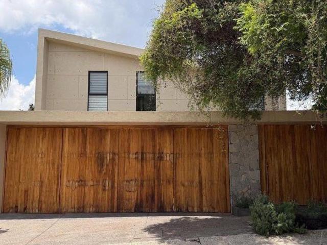 CASA EN VENTA EN CIUDAD BUGAMBILIAS | ZAPOPAN, JALISCO
