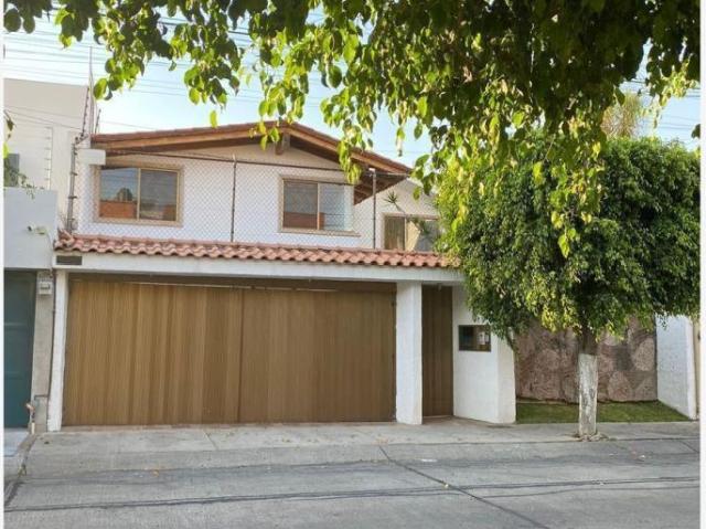 Casa en venta en Ciudad de los Niños, Zapopan, Jalisco