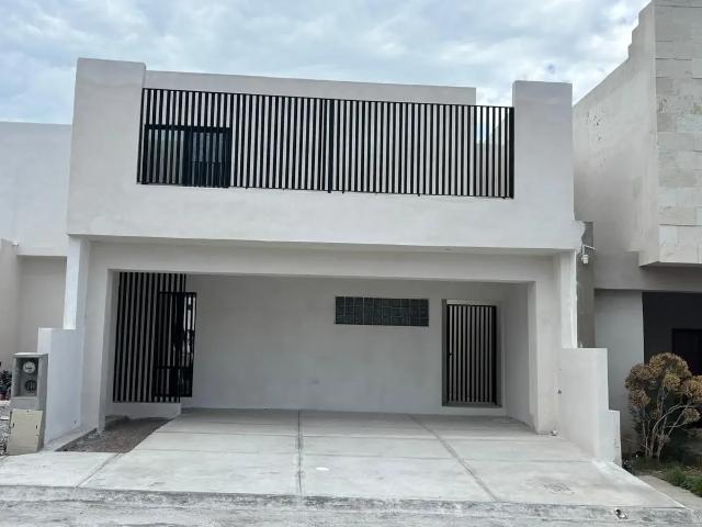 CASA EN VENTA PRIVANZAS MIRASIERRA AL ORIENTE DE SALTILLO, COAH