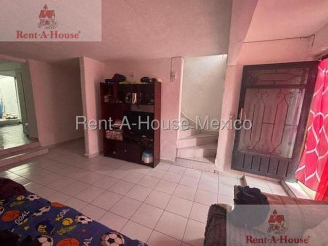 Casa en venta en Ciudad Oriente, Ecatepec de Morelos 26 2671 FM