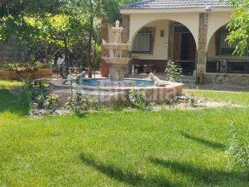 Casa en venta en Ciudad Real, Ciudad Jardín. Casa Chalet independiente en venta en Calle Rusia. Casas Ciudad.