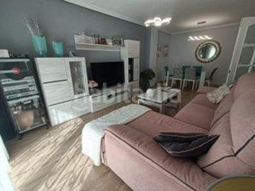 Casa en venta en Ciudad Real, El Torreón Los Ángeles El Pilar. Casa Chalet independiente en venta en Calle San Gabriel. Casas Ciudad.
