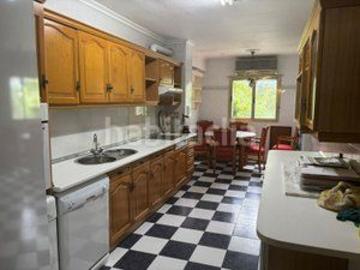 Casa en venta en Ciudad Real, La Moreria. Casa Chalet adosado en venta en Ronda de Alarcos. Casas Ciudad.