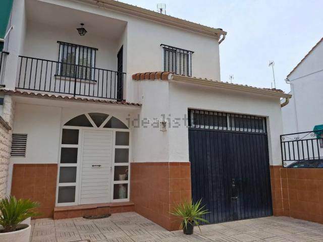 Casa en venta en Ciudad Real, Larache. Chalet adosado en venta en Eras del Cerrillo. Casas Ciudad.