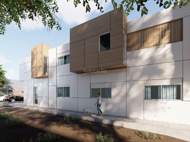 Casa en venta en Ciudad Real, Santa María Pío XII. CASA DE OBRA NUEVA CIUDAD REAL.A menos de 5 minutos del centro caminando. Excelentes calidades para esta preciosa casa. Casas Ciudad.