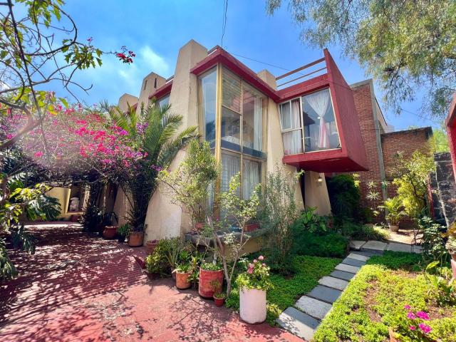 Casa en venta en Ciudad Sat?lite 3 Rec?maras