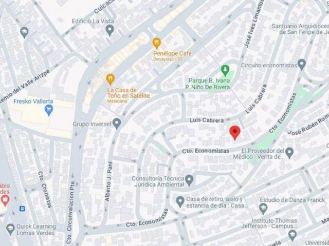Casa en venta en Ciudad Satélite en Naucalpan de Juárez